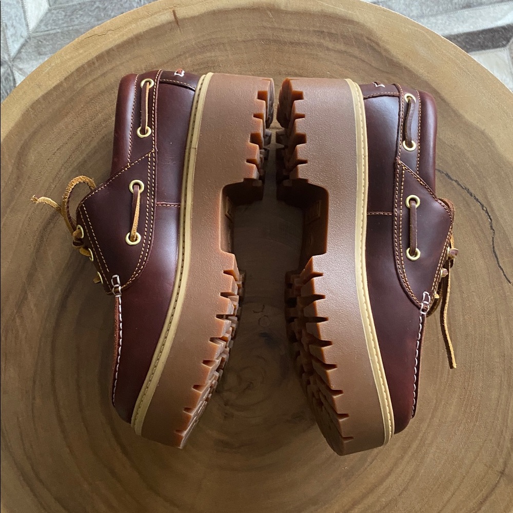 🆕 Urban Outfitters X Timberland Stone Street Platform Boat Shoes in burgundy - Picture 5 of 12